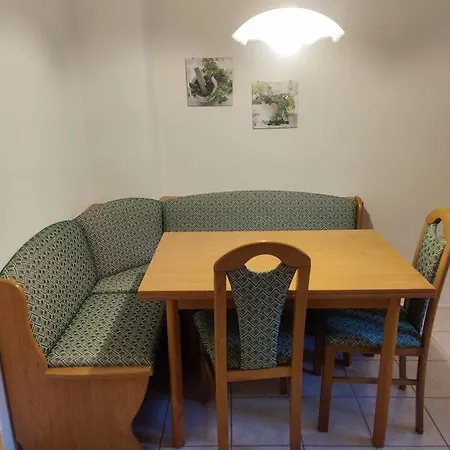 Gaestehaus Einzinger