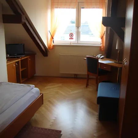 Gaestehaus Einzinger Krems an der Donau